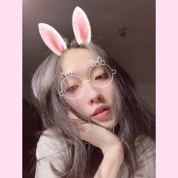 Meet your Posher, Nguyễn - Picture 1 of 1